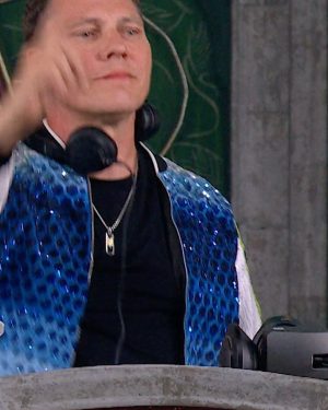 Tiësto Instagram - When I tell my kids I have to go to “work” and they see me closing the MainStage @tomorrowland 🤣