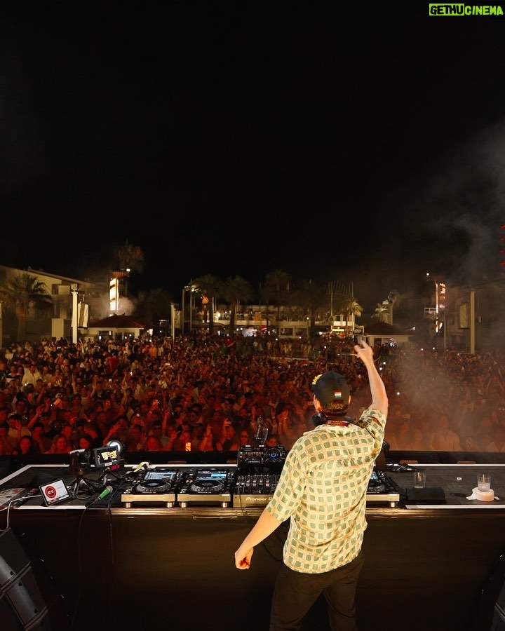 Tiësto Instagram - Great to be back on the Island!Excited for the rest of the season… Every Tuesday @ushuaiaibiza !! Ushuaïa Ibiza
