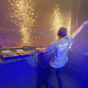Tiësto Instagram - Y’all know how to sing! Thank you Untold Dubai for an incredible night! ❤️🔥
