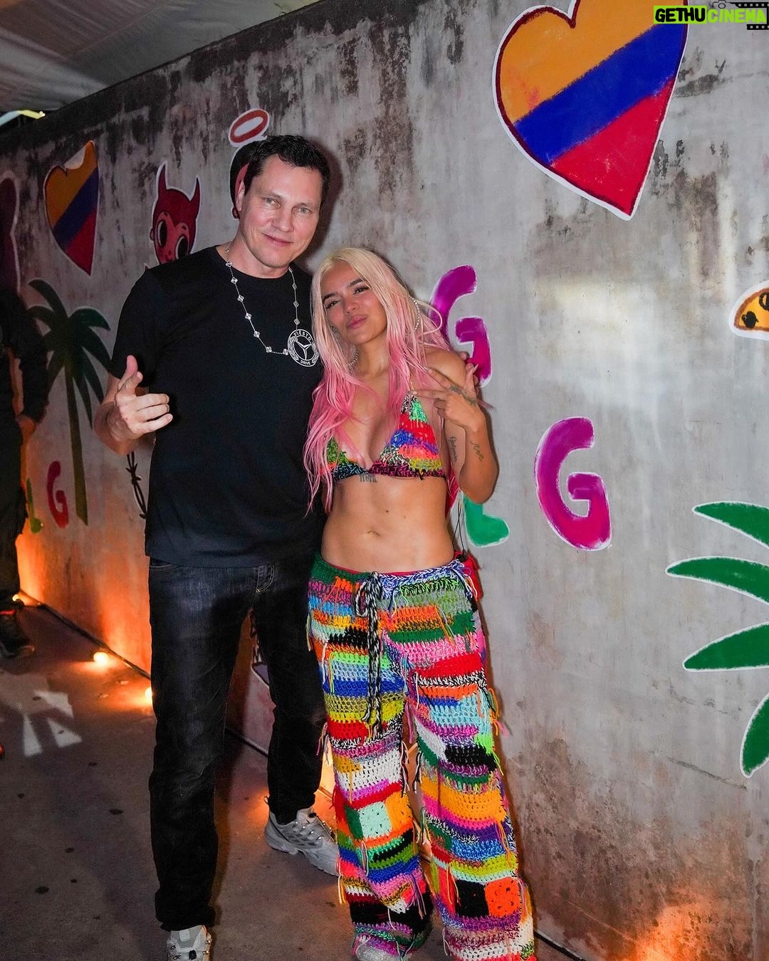 Tiësto Instagram - Thank you for an EPIC 2023 ! Can’t wait to party with you next year !!!