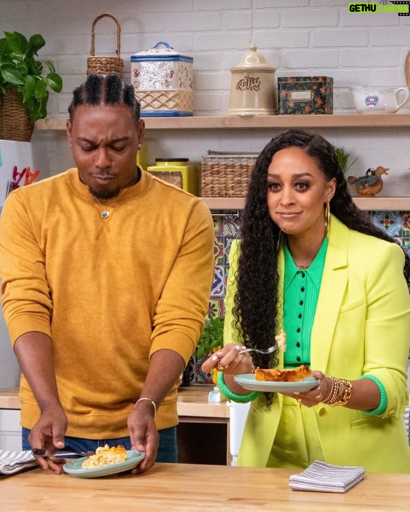 Tia Mowry Instagram - Our facial expressions send me every time 😂 Not Like Mama is a new cooking show, hosted by me and @terrellgrice, where home chefs try to recreate their mom's famous dishes. #NotLikeMama is now streaming on @wearefilmrise!