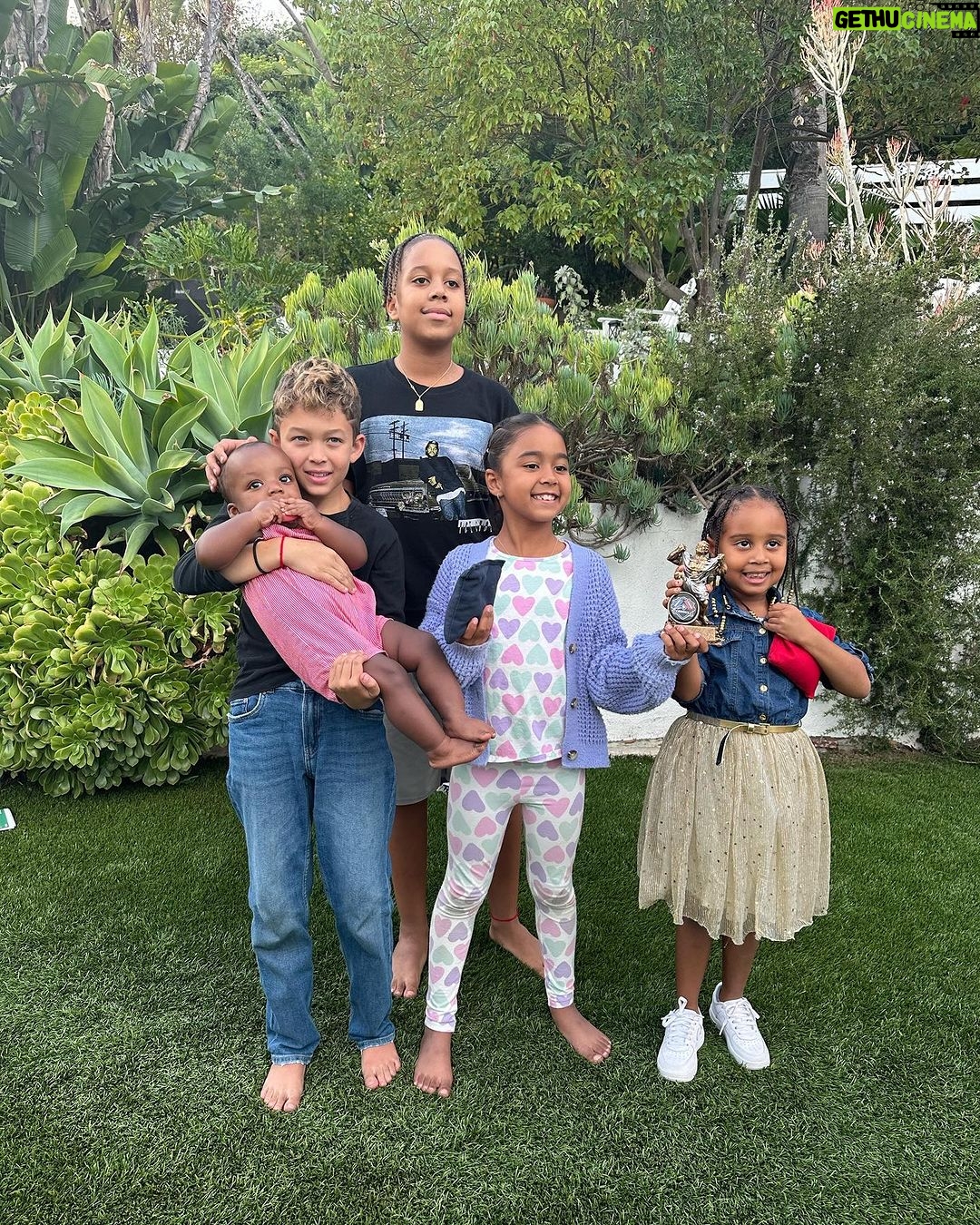 Tia Mowry Instagram - Embarking on the holiday festivities a bit early this year! There's something truly special about having the whole family gathered, relishing in the joy of the season. The absence of my sibling is always felt when we're apart, making these moments together in the same city all the more precious. From shared meals to lively conversations and a spirited game of cornhole, the competitive spirit among us adds an extra layer of fun π Reflecting on these times, I'm filled with gratitude for my family and the enduring memories we've created, as well as those yet to come. As we anticipate the upcoming holiday, I extend warm wishes to everyone for a joyous celebration with your loved ones. For those who find this season challenging, sending extra love your way π