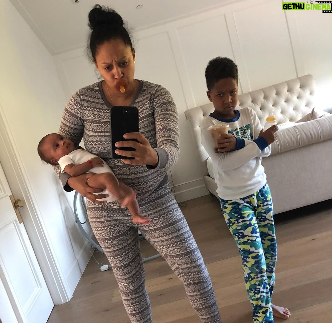 Tia Mowry Instagram - Since it’s National Breastfeeding Awareness Month, I wanted to share a little bit about my breastfeeding journey with y’all. When I had Cree, I was struggling to breastfeed him. I was only able to breastfeed for 3 months before having to switch to formula. During my second pregnancy, Instagram was around and it was actually through here where I learned a lot more about breastfeeding, and also where I met a huge community of women who were all so supportive and encouraged me to continue on. And during the second time, I found that I was able to breastfeed Cairo for 13 months. Nonetheless, the journey was difficult. I was pumping every 3 hours at work while working 14 hour days on set, and at times I would have to breastfeed on set as well. And after those long days, I would return home and to breastfeed Cairo. Whenever I was traveling for work, I would pump extra milk so that she would have milk when I was away. My body was extremely fatigued and overworked, and at one point, I got mastitis which is a painful infection of the breast tissue and had to be hospitalized. But even through the long days, and the hospitalization, I still didn’t give up. I continued to breastfeed through the pain, and pushed through. If this isn’t enough to show you how badass moms can be- then I don’t know what else to tell you! And if you are struggling with breastfeeding, I want you to know that it is more than okay to feed your children formula. As long as your children are fed, loved, happy, and supported that’s all that matters. Sending my love and support all you superhero moms out there 🫶🏽You got this!