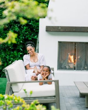 Tia Mowry Instagram - Not too long ago, my friend Becki reached out to me and asked if she could take some photos of my family. 

And at first I felt a bit hesitant, as I’m sure many of you know my family dynamic has changed.

But she said to me, I know you’ve been going through some personal things, and that there have been some changes to your dynamic. But that doesn’t mean that you can’t carry on with tradition. And although things will look different, that doesn’t mean that some things are no longer worth carrying on.

Change can be tough, it can be a lot to work through and a lot to go through. But what keeps me going is my family, and they are the reason I wake up with a smile on my face everyday.

And so thank you @smithhousephoto for capturing the essence of my family, and the moments in the here and now. Here’s to new traditions 🥂