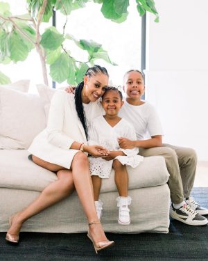 Tia Mowry Instagram - Happy Juneteenth y’all! This Juneteenth, I am celebrating the resilience, strength, and creativity that are woven into the Black experience. Every day, but especially today, we remember and honor the sacrifices that Black American people have made in this country, and reaffirm the solidarity that we build on every day. Additionally, I am reflecting on the importance of my family, community, and how their support and love continue to be the foundation of who I am.