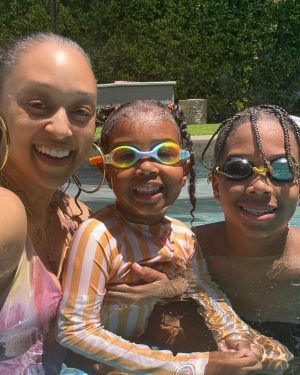 Tia Mowry Instagram - Happy Juneteenth y’all! This Juneteenth, I am celebrating the resilience, strength, and creativity that are woven into the Black experience. Every day, but especially today, we remember and honor the sacrifices that Black American people have made in this country, and reaffirm the solidarity that we build on every day. Additionally, I am reflecting on the importance of my family, community, and how their support and love continue to be the foundation of who I am.