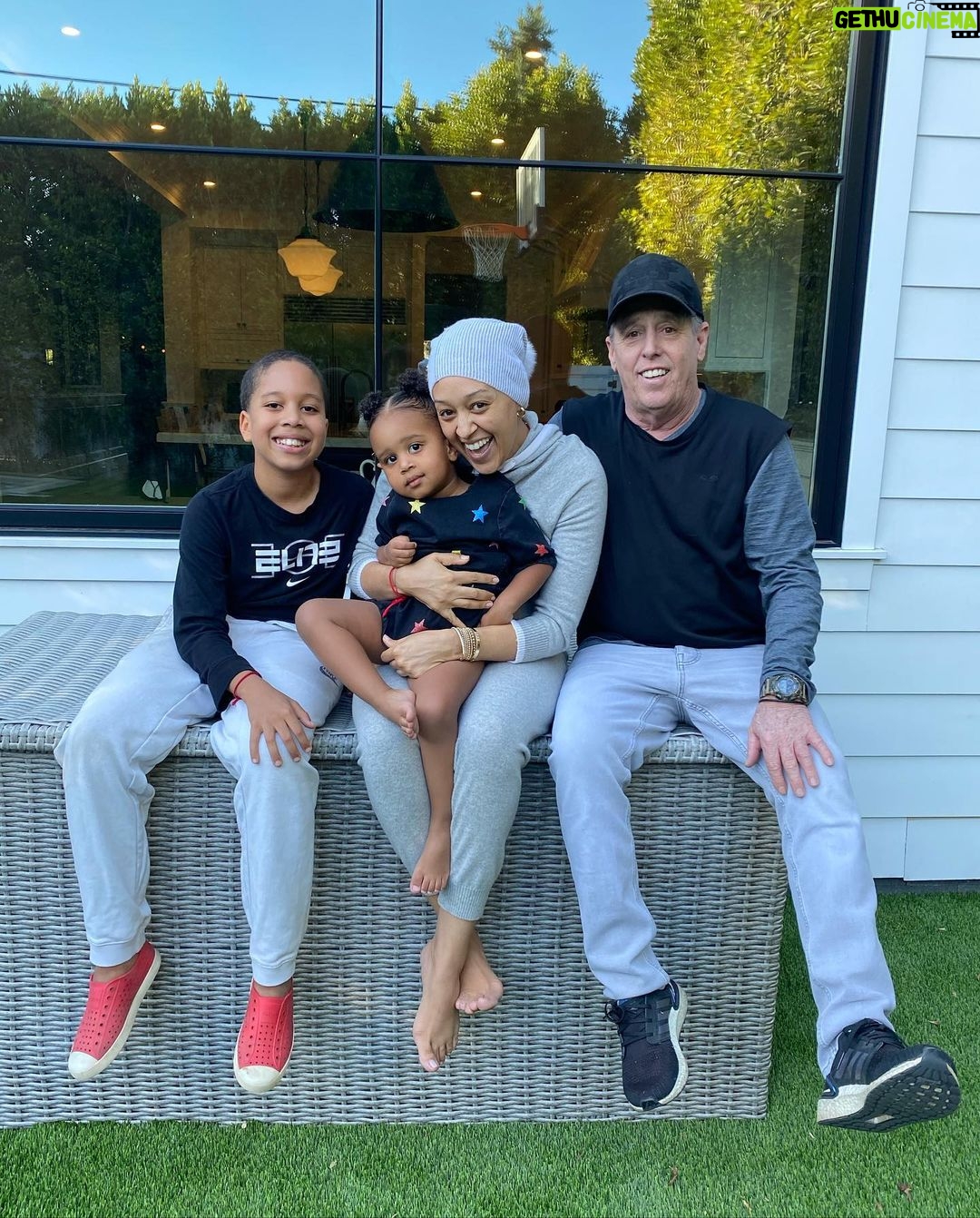 Tia Mowry Instagram - To the man who taught me love, strength, and resilience. Happy Father's Day, Dad. You are my guiding light and the source of my inspiration. Forever grateful for your unwavering support and endless love. Cheers to the best dad in the world š«¶š½
