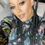 Tia Mowry Instagram - It’s #Friendsgiving on #TiaMowrysQuickFix! Join me and my BFFs as we catch up and cook-up a feast. The fun starts Thursday at 9/8c on @mycleotv!