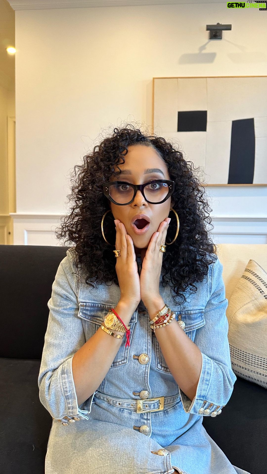 Tia Mowry Instagram - Can you believe Sister, Sister premiered almost exactly 30 years ago 🤯 I am always so honored and amazed that @tameramowrytwo and I got to do such an amazing show that reached so many people, and people are still rewatching today! What’s your favorite Sister, Sister episode?