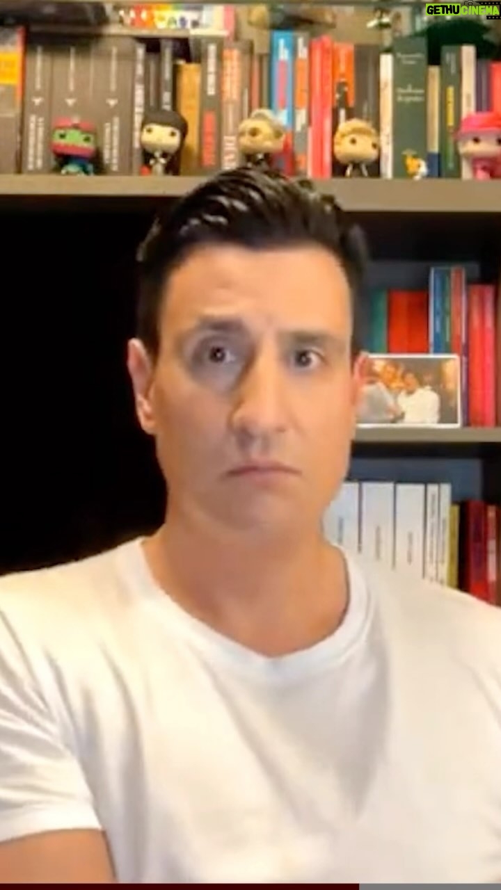 Tiago Pavinatto Instagram - Qual sua opinião sobre aplicação das leis no Brasil?👇