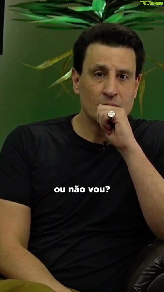 Tiago Pavinatto Instagram - Você tem sentido angústia sobre o futuro do Brasil? 👇🏼