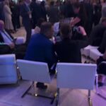 Tiago Pavinatto Instagram - POSSO JABIER #MILEI Bolsa de Comercio de Buenos Aires