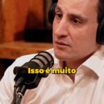 Tiago Pavinatto Instagram - Um estado só pode ser democrático, se existir direito que garante e democracia. Qual sua opinião sobre democracia no Brasil?👇