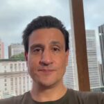 Tiago Pavinatto Instagram - Partiu pro me #canal no #youtube wue vai começar #OsTremasNosUs São Paulo, Brazil
