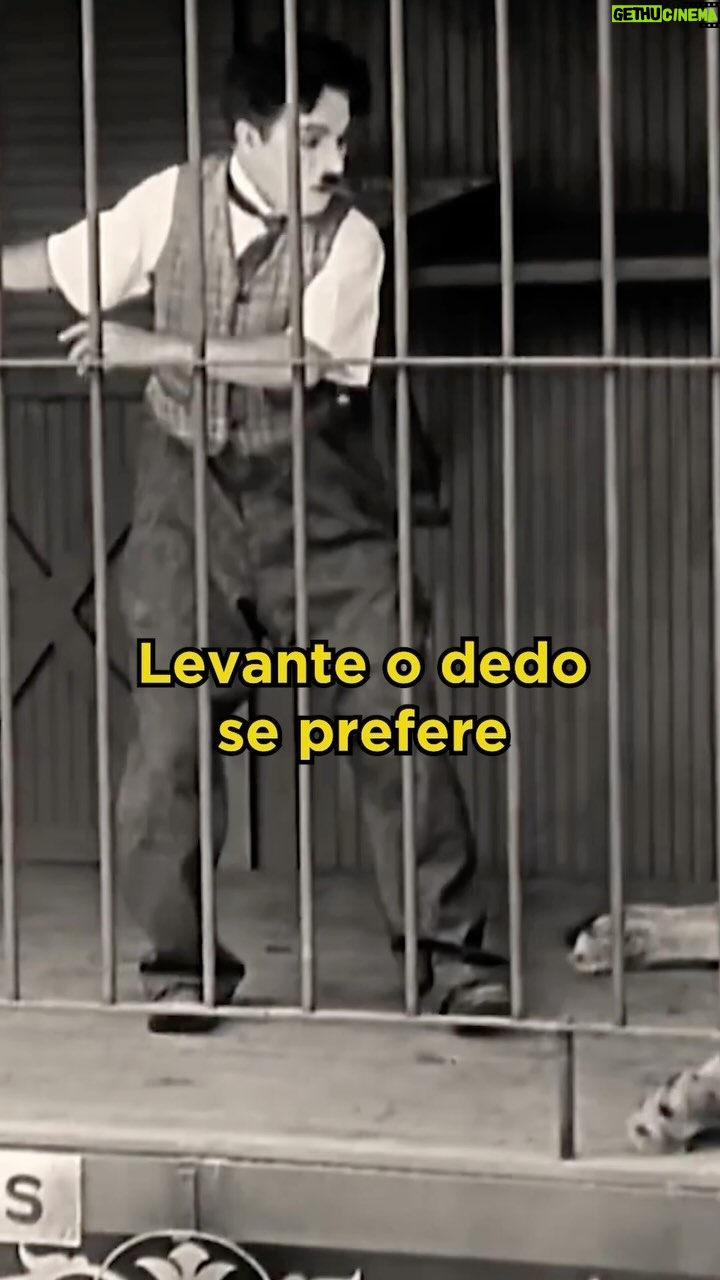 Tiago Pavinatto Instagram - Quantos dedos você levantou? Me conta aqui nos comentários👇