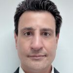 Tiago Pavinatto Instagram - Foto pro crachá @nafaap . Deus salve o professorinho. FAAP - Fundação Armando Alvares Penteado