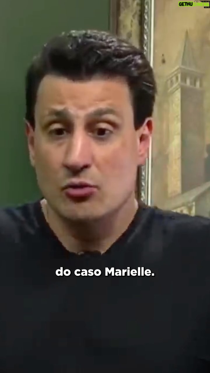 Tiago Pavinatto Instagram - Eu queria saber quem mandou matar o João, a Maria, a Tereza… e tantos outros brasileiros que entram para essa estatística trágica!