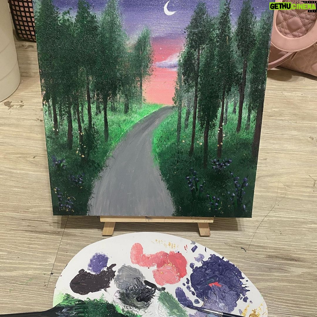 Tiara Andini Instagram - Just me and my canvas