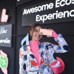 Tiara Andini Instagram - YES betul banget @evacelia, @we.the.fest WAS SO AWESOME!!! Kemarin aku juga sempetin buat visit Samsung Awesome Zone di We The Fest Stage area. Di sana banyak activity dan hadiah menarik! Yang pertama aku coba sih udah pasti karaokean di Awesome Sound, sekalian buat pemanasan gitu loh hahaha😁. Apalagi karaokeannya pake #GalaxyA53 5G yang punya 120Hz Refresh Rate Smooth Display jadi berasa smooth banget pas scroll playlist dan album lagu!🙌🤩 Kalau kalian gimana, Guys? Share juga dong #AwesomeMoment kalian selama #WTF22 kemarin, di kolom komentar! #AwsomeGeneration #GalaxyAxWTF22