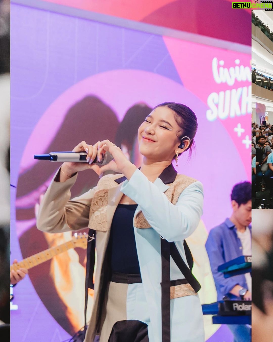 Tiara Andini Instagram - SURABAYA SCREAAAAAMMMMM!!!