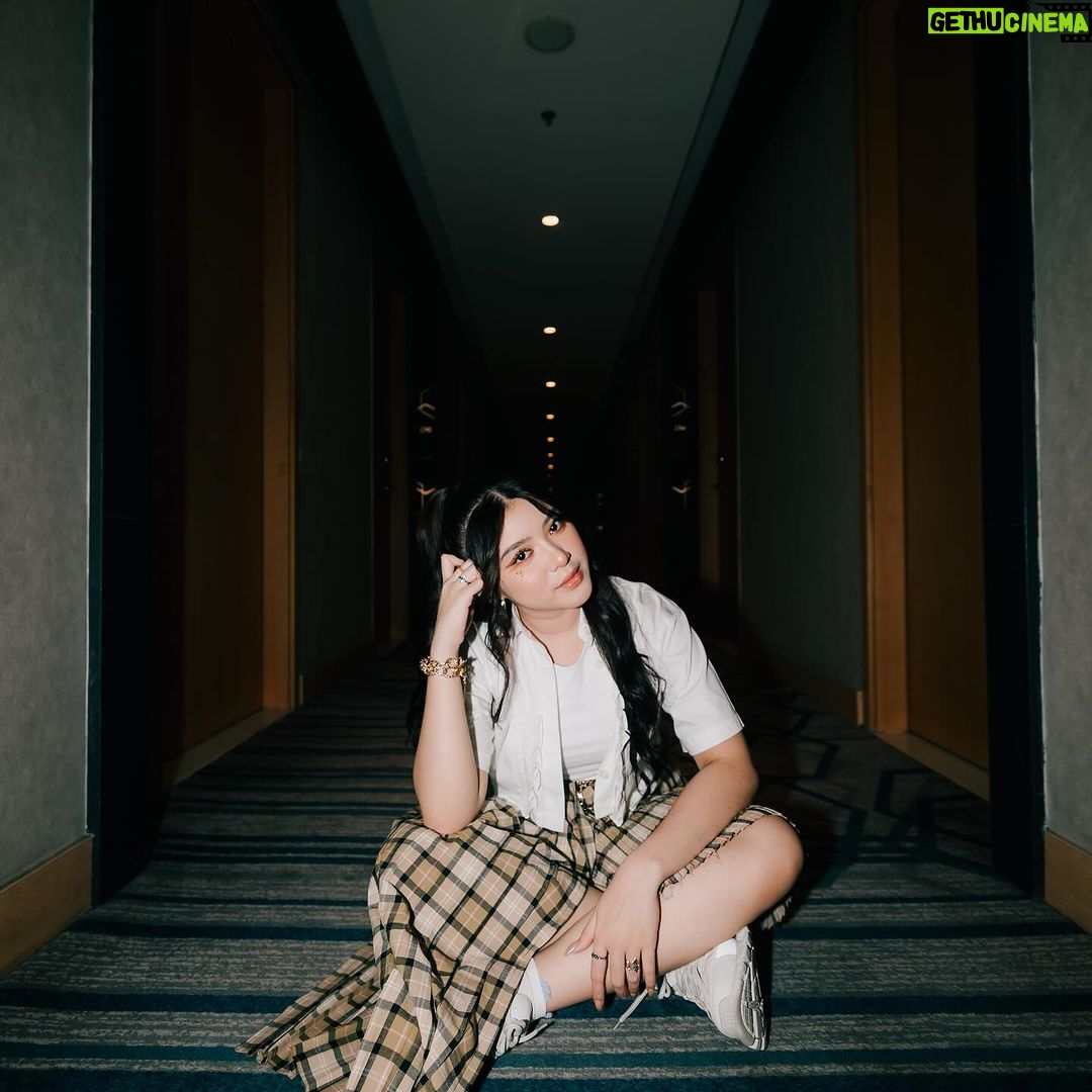 Tiara Andini Instagram - Aku maci anak cekolah pagi pulang pagi