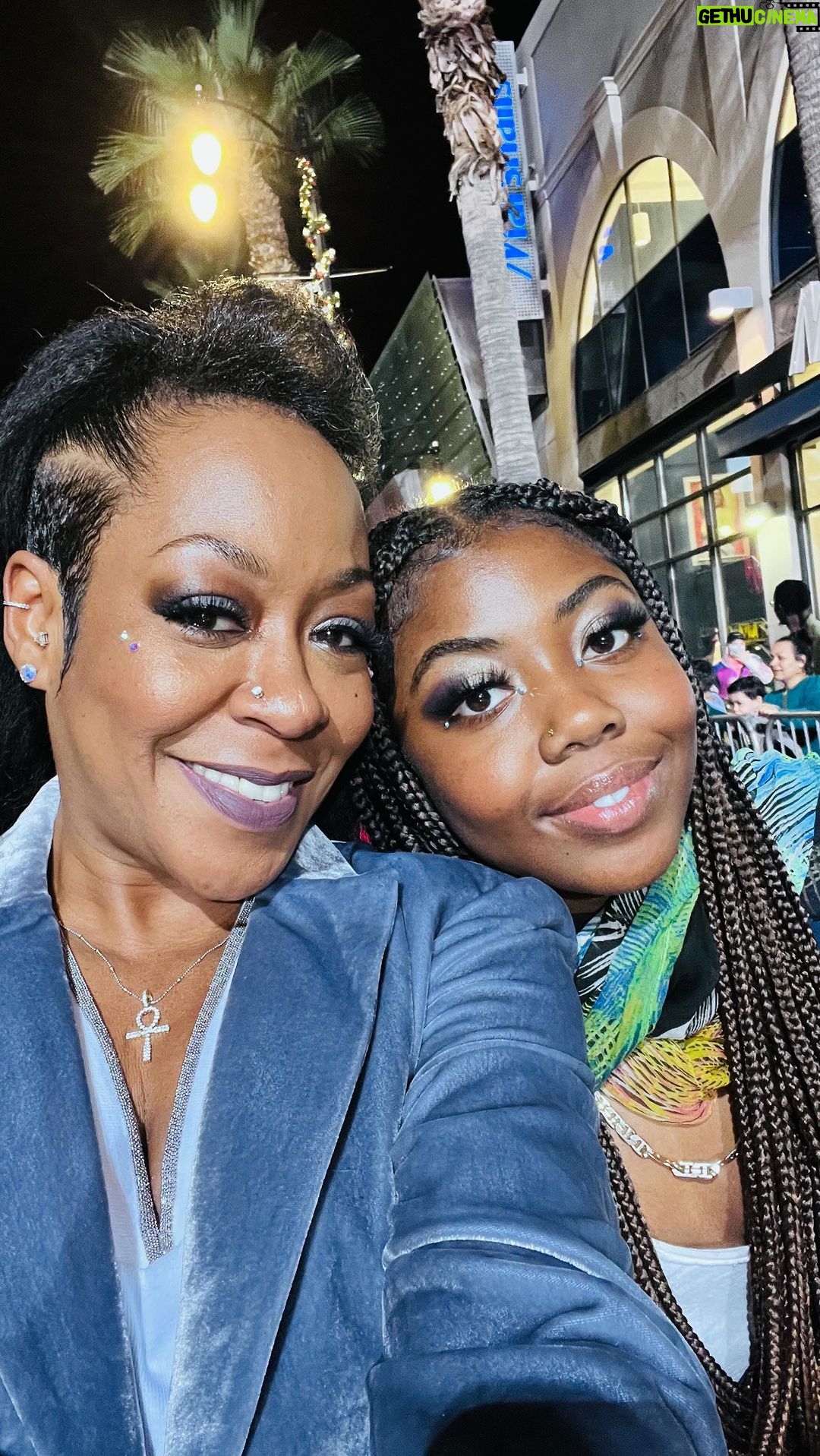 Tichina Arnold Instagram - I warned @alijahkai that being in a Parade only LOOKS easy. She gone learn today. LMAO! #TICHINAandALIJAH #HollywoodChristmasParade Hollywood - Los Angeles