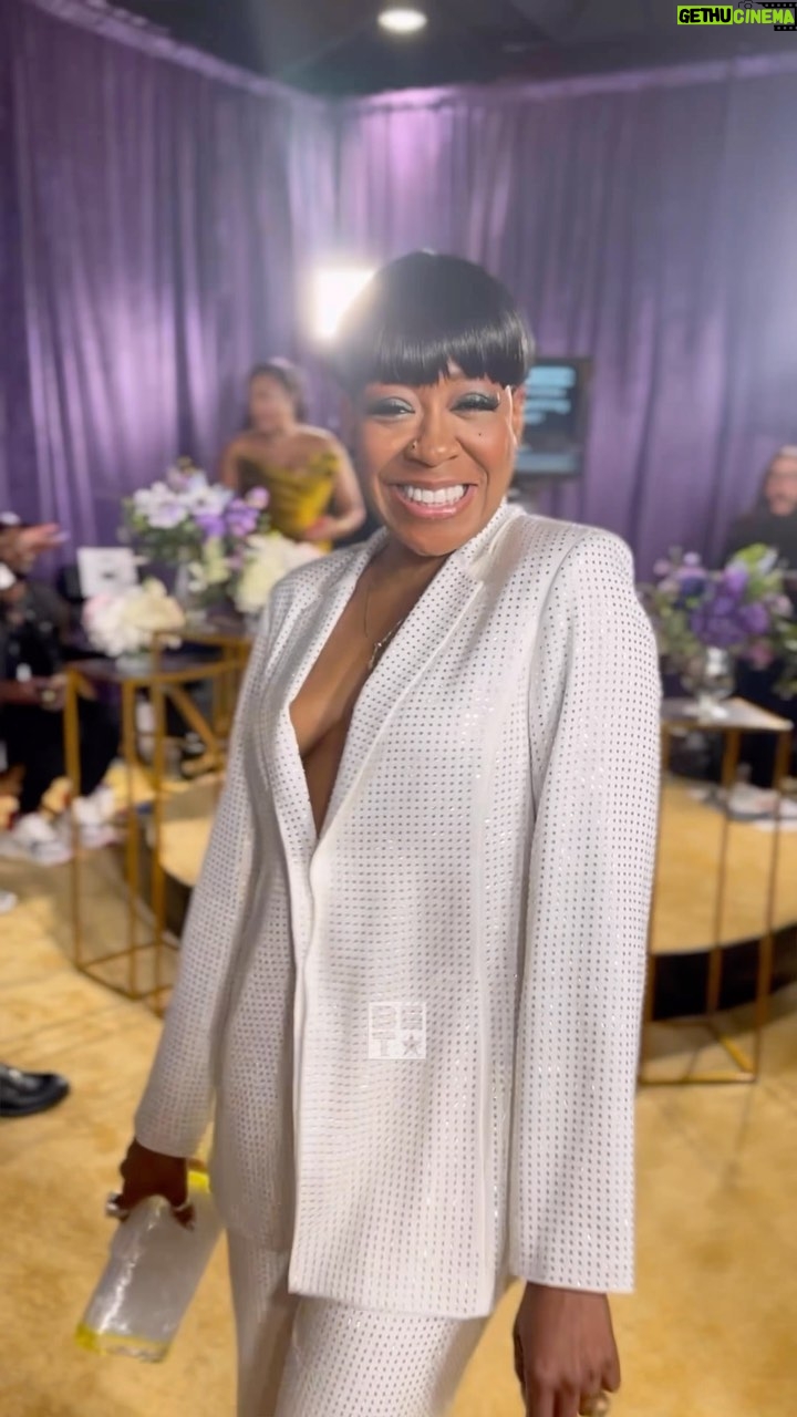 Tichina Arnold Instagram - The legendary @tichinaarnold is SHININ’ on the red carpet💎 #NAACPImageAwards #BET
