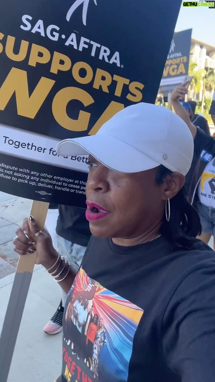 Tichina Arnold Instagram - Thanks for watching. Thanks for the support. #KeepGoing