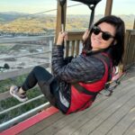 Tiffani Thiessen Instagram - Zipping into my 50s never felt so good. @highlineadventures was a HUGE highlight from last weekend’s birthday festivities. I’m already planning my next trip back. Who’s with me? ✋🏼 Highline Adventures