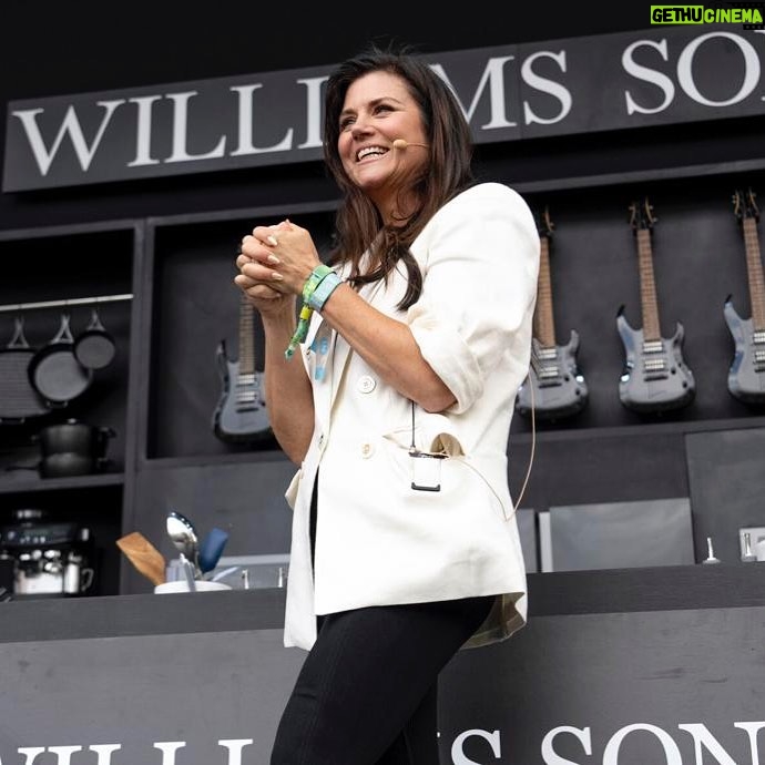 Tiffani Thiessen Instagram - Thanks @bottlerocknapa and @williamssonoma for another incredible weekend! #memorialdayweekend #napa #culinary