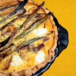 Tiffani Thiessen Instagram - Spring Quiche- an easy recipe to use up all those veggies you got in your fridge drawer that are just staring at you.🫣 #recipe on the #blog #linkinbio
