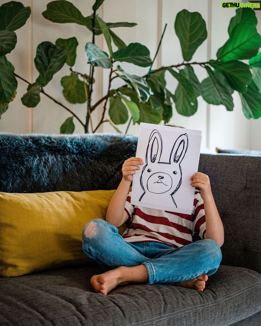 Tiffani Thiessen Instagram - Bunny on the brain 🐰