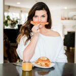 Tiffani Thiessen Instagram - I am thrilled to share that I am part of the @Applegate Feel Good Pros! When I was asked to join their “Feel Good” mindset initiative, I of course was beyond excited as me and my family have been HUGE fans of Applegate for years and love all their products. For me, to stay in a "feel good” mindset, I try and maintain a balanced body, mind and schedule. What about you guys? Comment below to share the ways you keep a #feelgoodmindset?