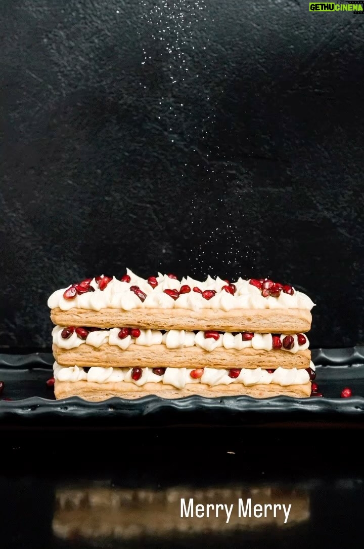 Tiffani Thiessen Instagram - A Mille-Feuille for this Christmas weekend ❤️ #recipe on the #blog #linkinbio