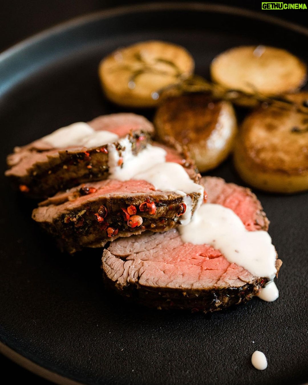 Tiffani Thiessen Instagram - My “Holiday Beef Tenderloin with Horseradish Crème Fraiche” for this Christmas. #recipe on the #blog #linkinbio