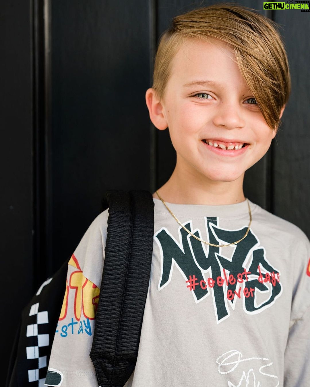 Tiffani Thiessen Instagram - First day of 1st Grade for this cutie. Woohoo! Holt, you bring kindness and fun to all that are around you. I think it says a lot that the teachers have all the new classmates sit at your table. ❤️ You’re so sweet and welcoming to everyone. We love you and are so proud of you.