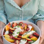 Tiffani Thiessen Instagram - Summer in a salad 🍅🍑🌿#recipe from my book #pullupachair