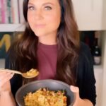 Tiffani Thiessen Instagram - This recipe will give you all the fall feels. A mix of veggies and grains brought together by a rich curry coconut milk sauce. I love this recipe because it’s warm and comforting yet still healthy.