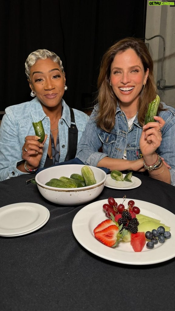 Tiffany Haddish Instagram - How much do you know about pickles? Join @tiffanyhaddish & @noatishby for the pickle show! Because what’s more Jewish than pickles?! 🥒❤ Directed by @YoavDavis at @bbyoinsider in Orlando, FL and edited by @AssafStory for #DavisMedia Orlando, Florida