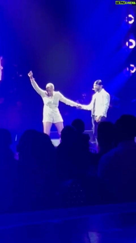 Tiffany Haddish - 192.7K Likes - We had a time @usher 😘🥂
