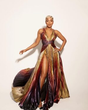Tiffany Haddish Instagram - I had so much fun last night. #oscars2023 #vanitiyfair #appletvplus  Thank you to my squad y’all always knock it out the park! @waymanandmicah_  @ernestocasillas @hair4kicks @mr_dadams #2ndlook