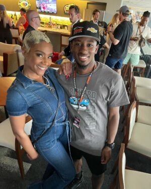 Tiffany Haddish Instagram - I had so much fun today @nascar I met a lot of Good people and had a lot of Laughs. Thank you #Nascar for inviting me to be the honorary starter.  Hair by : @hair4kicks  Make-up by : @therealjaleah_
