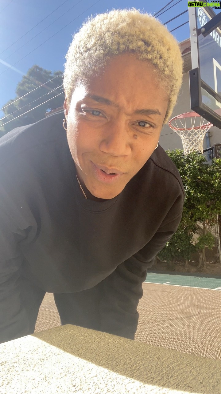 Tiffany Haddish Instagram - I got a ball now they can’t see me! The @nba is probably going to try to Draft me watch👀#SheReady #celebritynbaallstarweekendgame #NBA