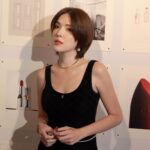 Tiffany Hsu Instagram - 關於每一個唇膏背後 都是創作者無限的想像力 #4 緞面雪紡 請想像雪紡在風中的飄曳 它的隨性不受拘束，明亮活潑的樣子， 把這份氛圍和故事交給你， 這是有12款不同顏色， 每一個都是由一些材質、自然美景甚至是精裝書來命名， 擦上它，你們能為他們說完所有故事嗎？ @chanel.beauty #CHANELMakeup #31LeRouge #香奈兒康朋街31號唇膏