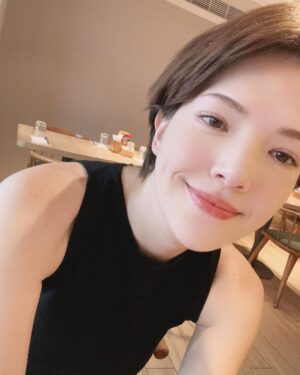 Tiffany Hsu Instagram - 凌晨四點出門的我
現在開始想睡了💤
早安啊～～
