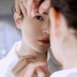 Tiffany Hsu Instagram - 由內而外， 好好靜下心來看看自己， 當沒有外在的眼光，只剩下你 我們還能怎麼多擁抱自己一點？ #CHANELskincare #sublimage @chanel.beauty