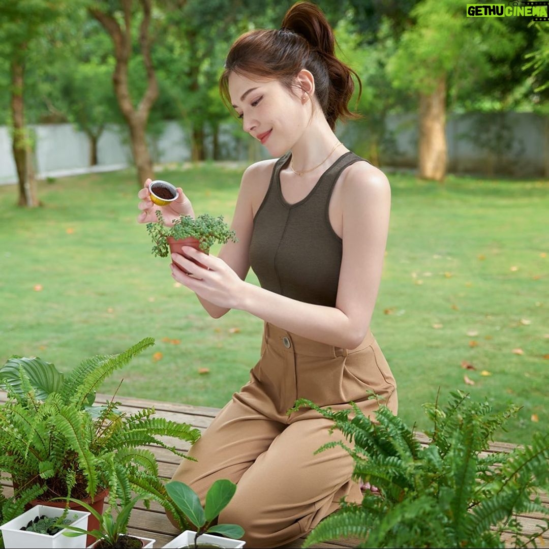 Tiffany Hsu Instagram - 3/18 世界回收日 永續月即將開跑 你的咖啡膠囊都回收了嗎? Nespresso永續月即將於3/21開跑哦❤️❤️ #永續咖啡完美鋁程 #改變世界的咖啡影響力 #咖啡膠囊#Bcorp #thepositivecup @nespresso.tw