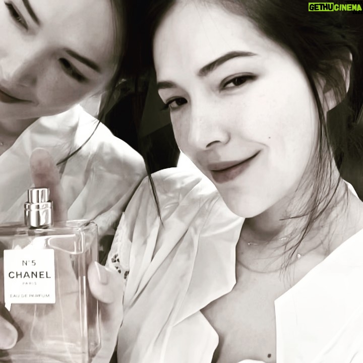 Tiffany Hsu Instagram - 我的。 Chanel N5 #N5 #CHANELFactory5 #CHANELFragrance #香奈兒5號工場 @chanelofficial