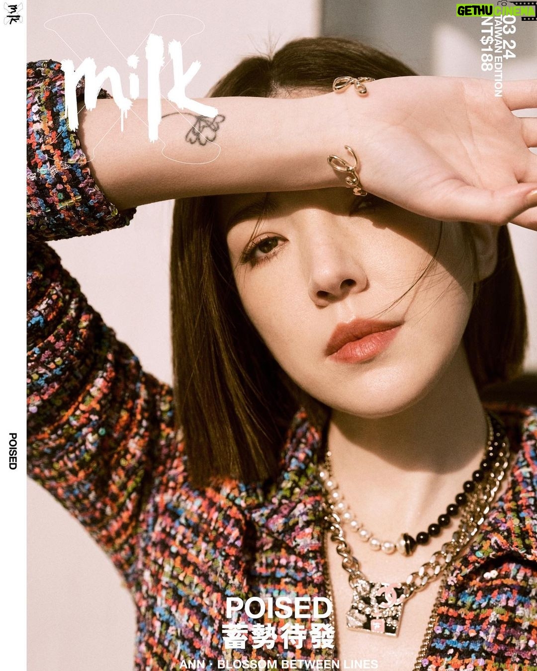 Tiffany Hsu Instagram - MilkX MAR. Cover | 許瑋甯 ANN HSU - 印象中的三月頻率是溫和且寧靜,卻同時擁有一片燦爛闖入,當春意捱過寒冷在繁花枝枒中盛開,接著悄悄蔓生在城市角落,生命力在如此對比之下顯得更加靈動,而這樣的浪漫也在南法諾瓦耶別墅花園中實現——從與COCO CHANEL女士一同於此地歡聚的詩人好友尚・考克多(JEAN COCTEAU),再到如今由VIRGINIE VIARD為首的CHANEL 2024春夏系列都為此著迷,藝術和詩詞超越時代、空間成為永恆,如今我們正依循這道靈感軌跡,一起寫下屬於香奈兒、 #許瑋甯 以及台北的春日顯影。 - @chanelofficial #CHANEL #CHANELSPRINGSUMMER @chanel.beauty #CHANELMakeup #CHANELNuitBlanche MAKEUP COSMETICS BY CHANEL BEAUTY - starring > @anno8o7 photographer > @chou_mo_ creative & styling &text > @zzouxi interview > @imalbeechen make up > @backstagejimywu (backstage) hair > @chuan518 (80’s studio) videographer > @ze_an1209 editor > @sophialiang1114 @shanny1202_ photographer assistant > stanhung._ @lil__light @scott.chiu video assistant > @edithchen1127 location > @studioflatwhite - #MilkX #MilkXtw #March #2024 #Cover #AnnHsu #封面 #封面人物