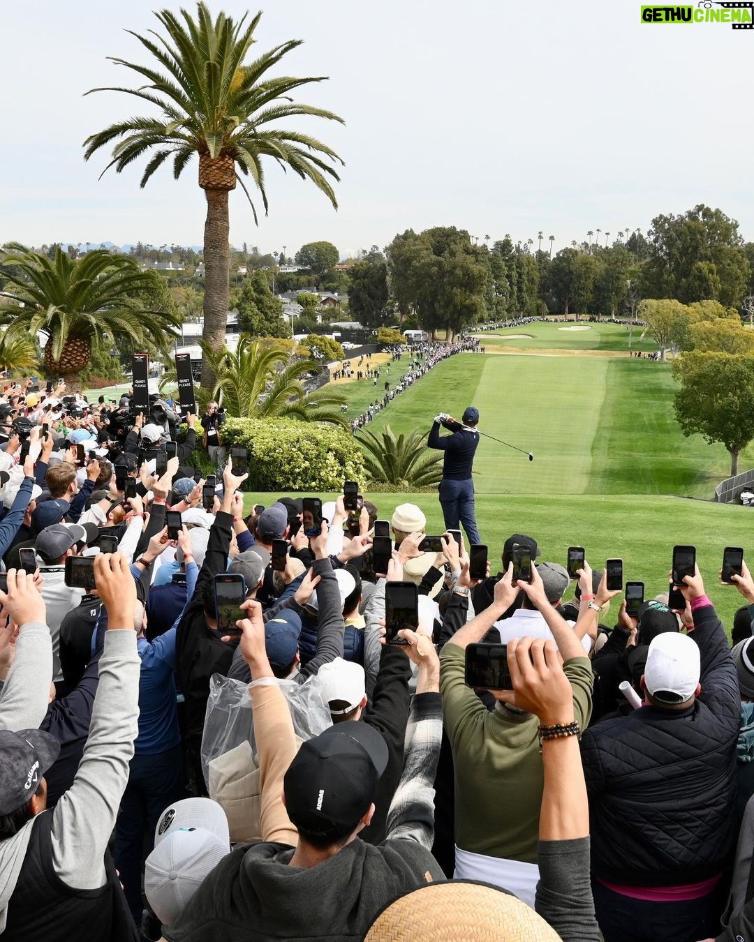 Tiger Woods Instagram - The roars have returned to Riv